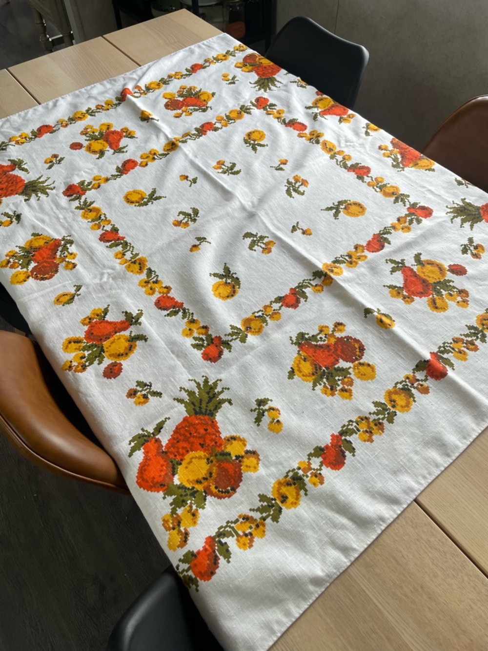 Vintage Tablecloth - square 51x51’’ White, Orange & Yellow Floral Motif Vintage